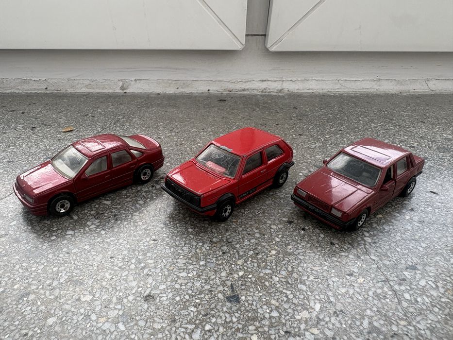 Zestaw Matchbox Volkswagen Golf GTI Volvo 760 Vectra Cavalier stare