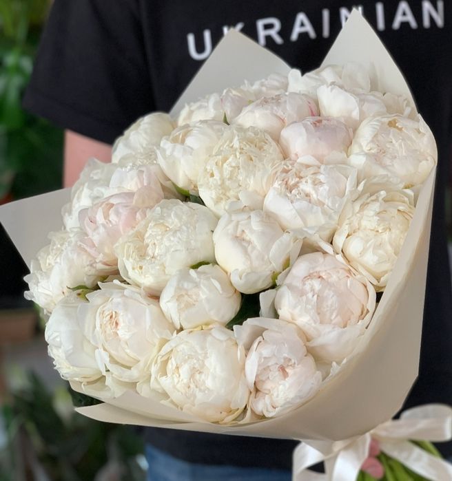 Пионы,букеты,цветы опт