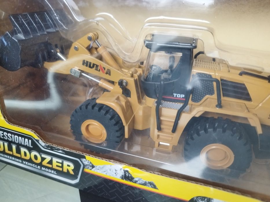 Huina bulldozer em metal esc 1:50
