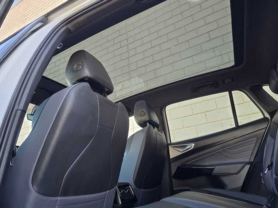 Volkswagen ID.4 Pro S      2024