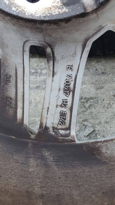 Audi A4 b8 b9 Alufelgi 17cali oryginały bdb