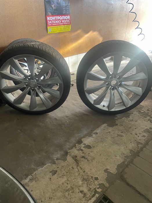 колеса 4шт.до ТЕСЛИ R21 245/45