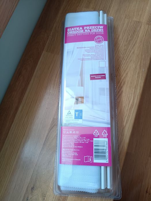 Moskitiera na drzwi, okno