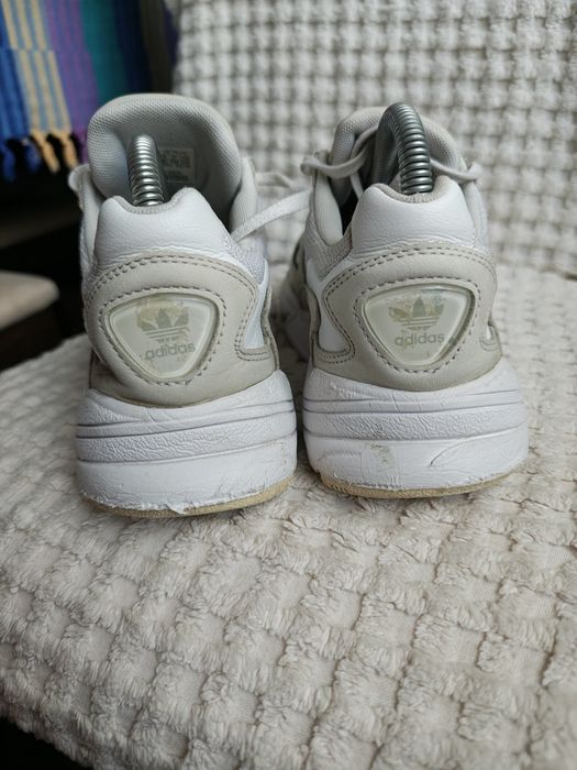 Buty  damskie Adidas Falcon r 38 2/3