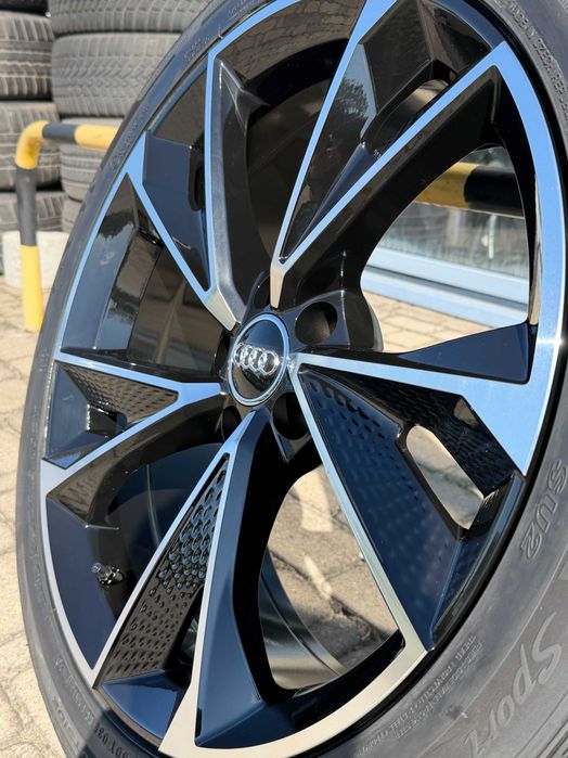 Nowe koła zimowe 18 cali Audi A3 S3 czarno srebrne połysk