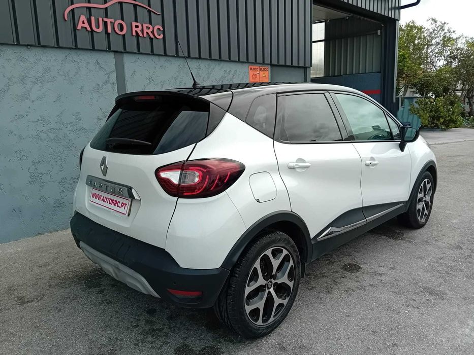 Renault Captur 1.5 dci - Nacional ( pequeno sinistro )