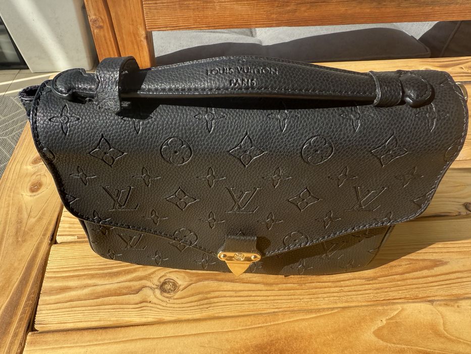 Piekna torebka lv jak nowa