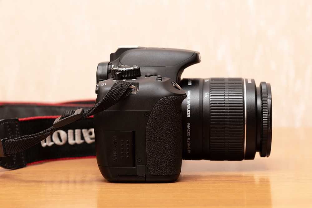 Canon EOS 650D + обʼєктив 18-55 Фотоапарат дзеркальний