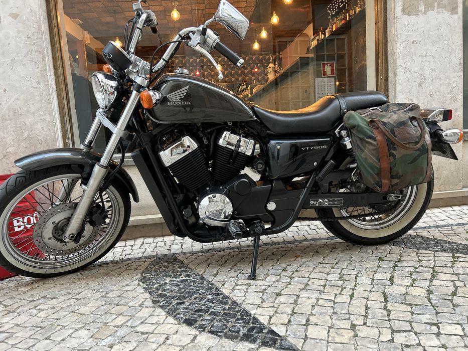 Honda VT 750s (shadow)