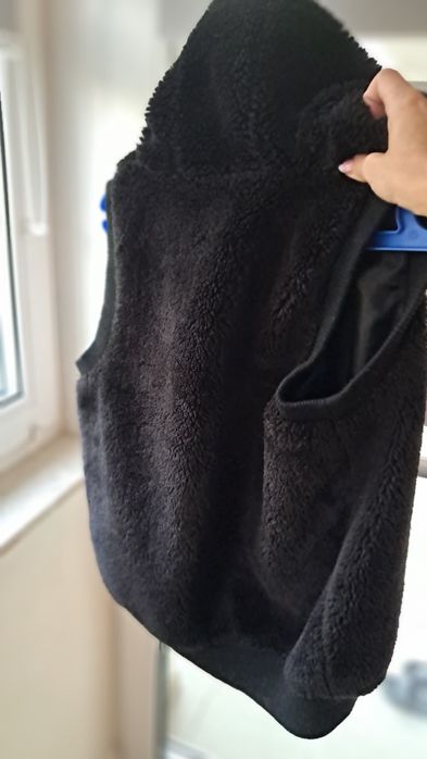 Cieplutka kamizelka Cropp M