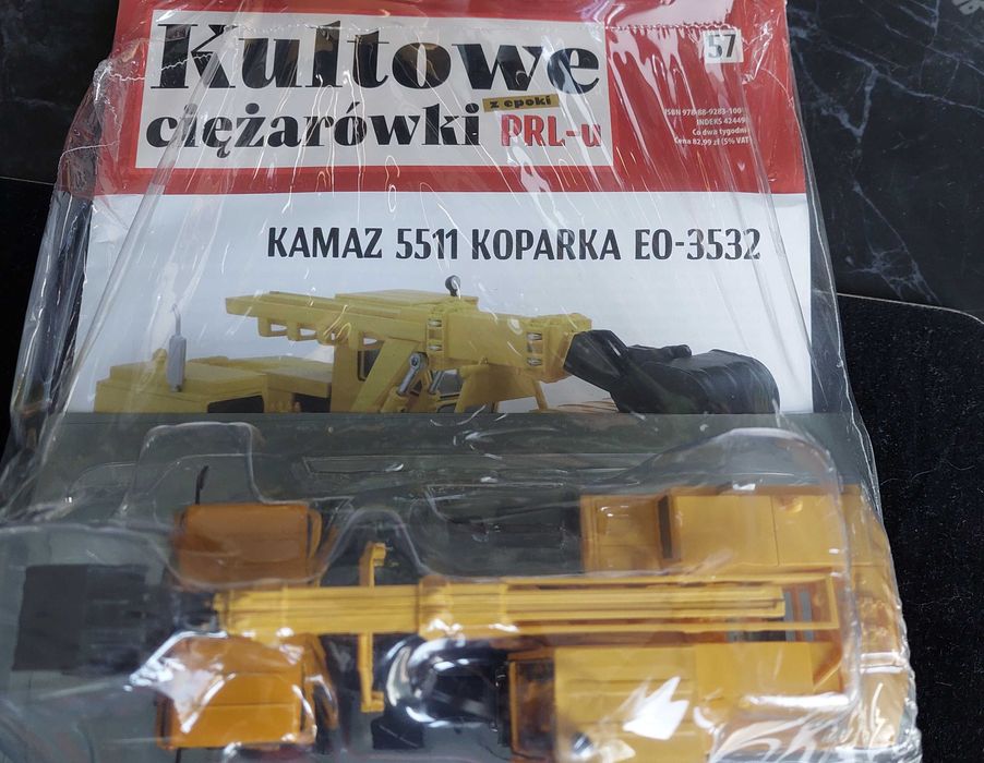 Kamaz 5511 Koparka kultowe ciężarówki prl 1:43