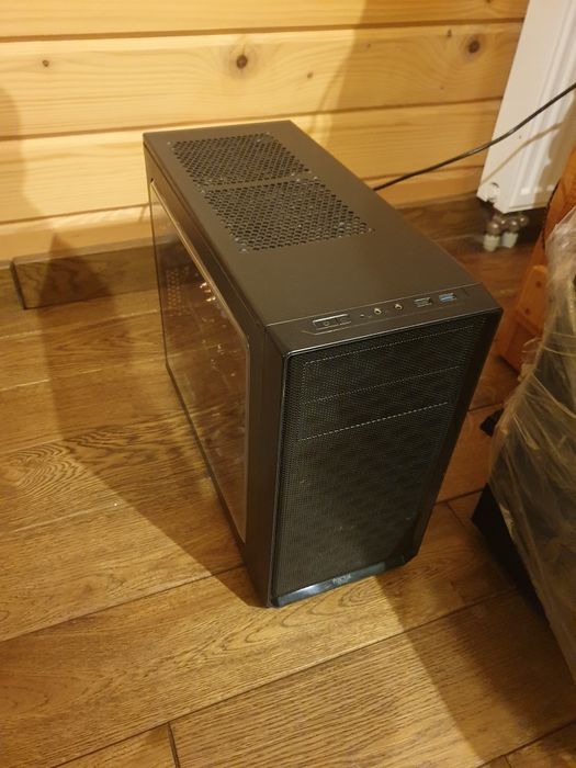 Комп'ютер з Xeon на DDR4 і RX 6600
