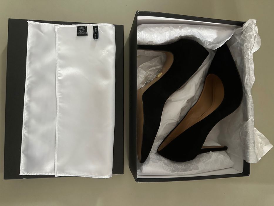 Czarne czółenka 39 KAZAR