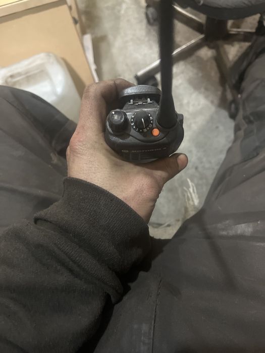 Продам рацию комплекта нету только рация