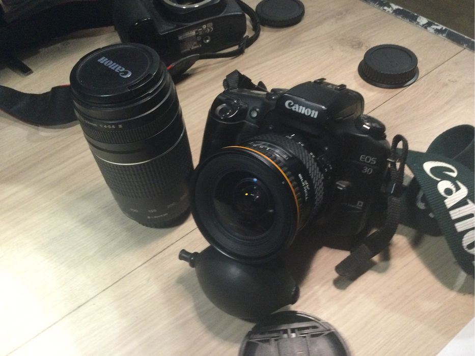 Топовый CANON EOS 30 отличное состояние (elan 7)