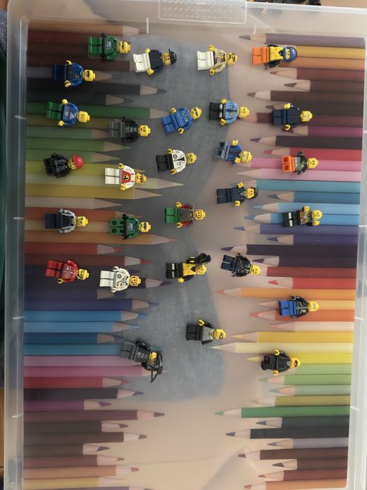 Zestaw 25 figurek LEGO City / Ludziki LEGO mix / Duży pakiet minifigurek