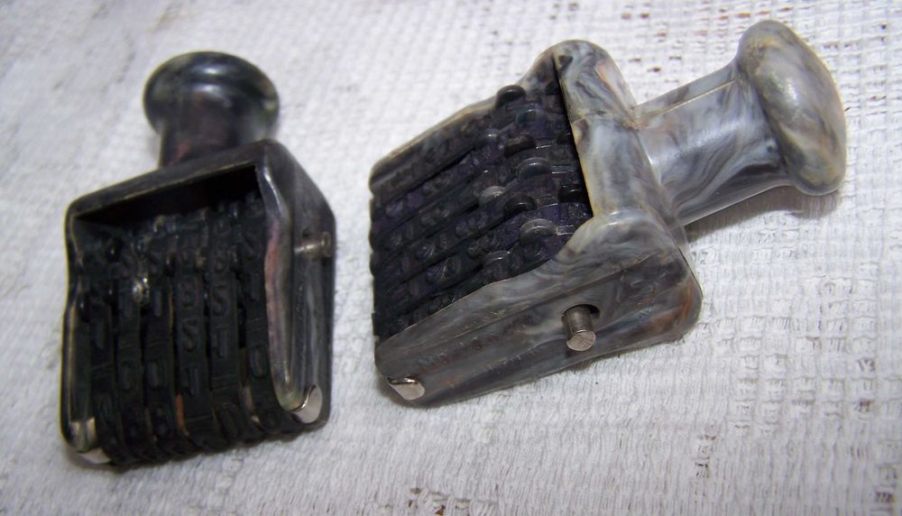 Канцелярский штамп-нумератор ручной