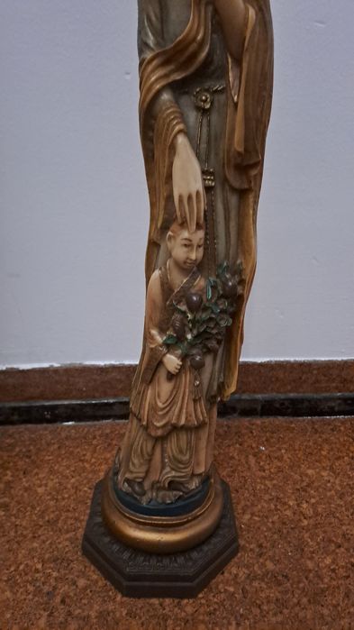 Par de Estatuetas Orientais Grandes (63cm) – Estilo Marfim Antigo