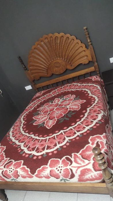 Cama casal+ colchão