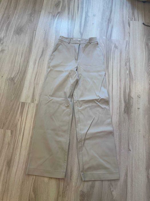Брюки Reserved екошкіра, vintage, y2k, streetwear, oversize, regular, faux leather, casual, unisex, retro, basic, everyday, trendy, skater fit