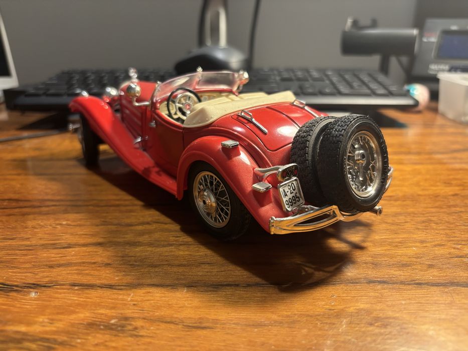 Bburago 1/20 Mercedes Benz 500K Roadster