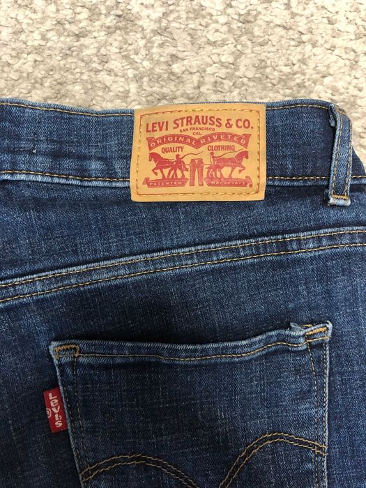 Джинсові шорти чоловічі Levi's