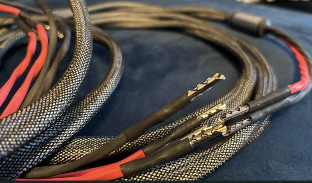 Kable przewody  głośnikowe bi-wire Equilibrium Supernova o długości 2,5m