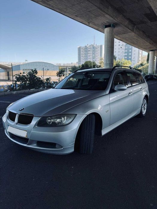 BMW 318d Touring