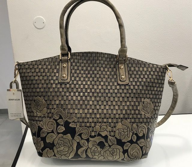 Mala NOVA super gira