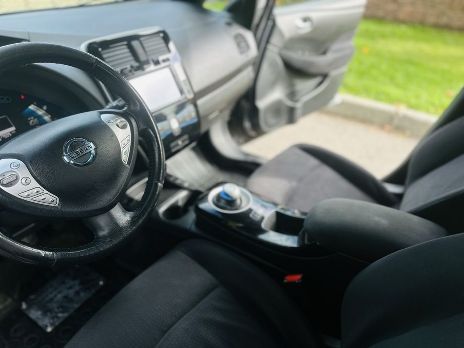 електромобіль Nissan Leaf чистого 2014  11/12