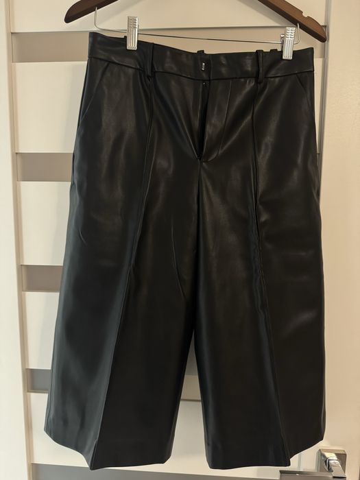 Бермуди, бренд zara. В ідеальному стані