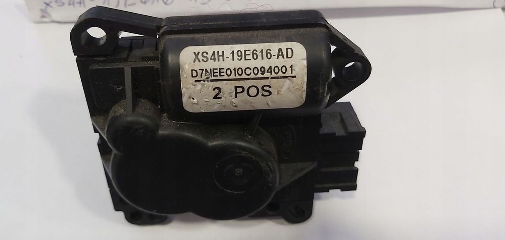 SILNICZEK NAGRZEWNICY FOCUS MK1 XS4H-19E616-AD