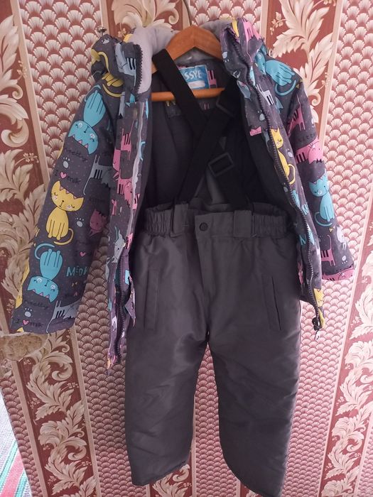 Зимовий комбінезон