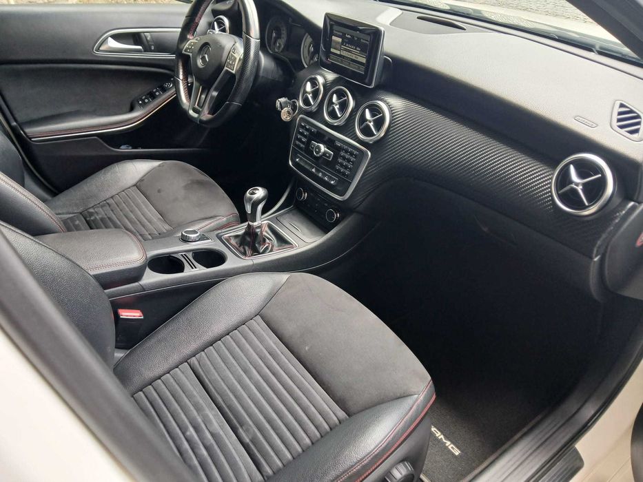 Mercedes-Benz 200 — fotografia 7