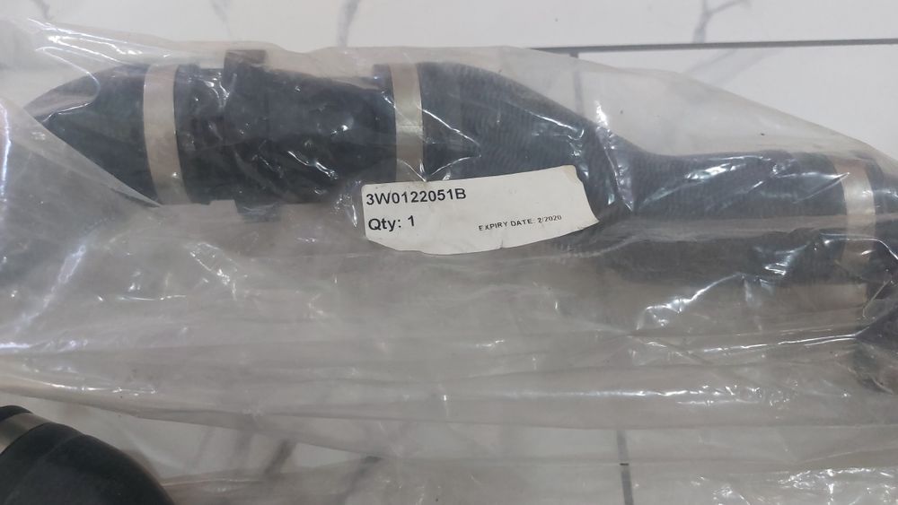 Патрубки системы охлаждения радиатора Bentley Continental GT Flying Sp