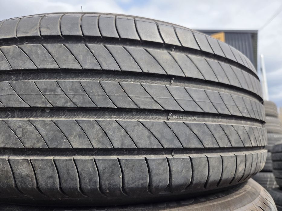 235/60 R17 Michelin шини літо