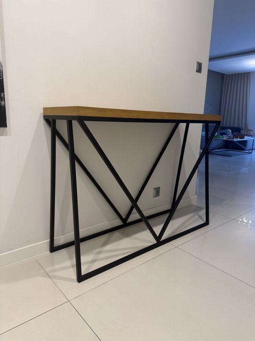 Konsola Hugle w stylu loft