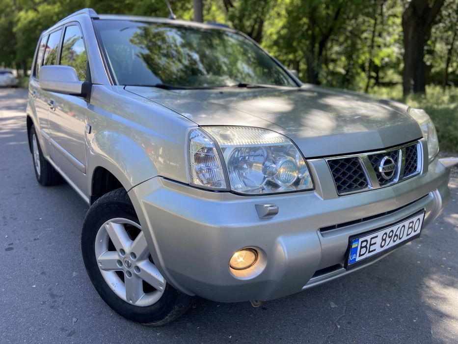 Продам авто Nissan X-Trail  2.0 ГАЗ-Бензин,4*4, АВТОМАТ