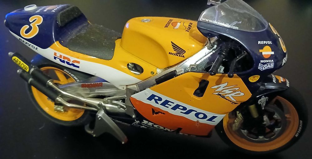 Motos miniatura colecção  (Moto GP)