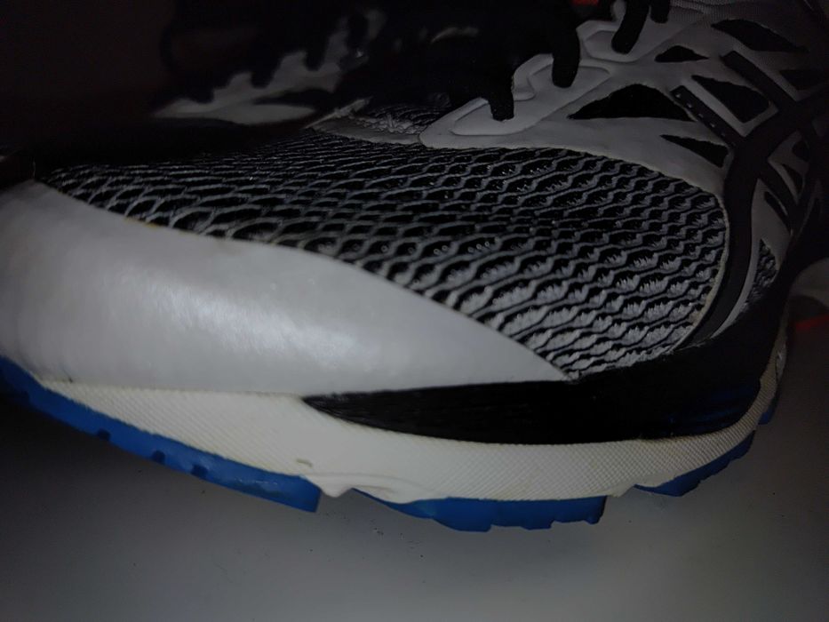 Asics 44 gel buty