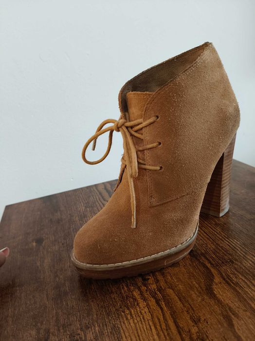 Brązowe ,zamsz r.37