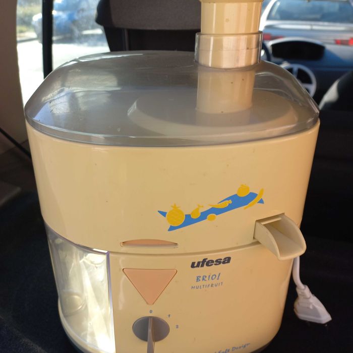 Maquina de sumo ufesa