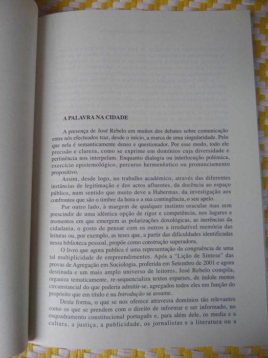 A comunicação - Temas e Argumentos
de José Rebelo