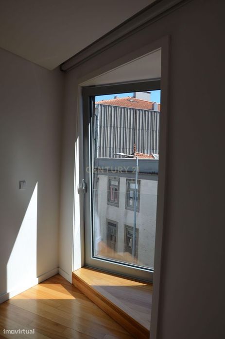 Apartamento T1 Novo em Paranhos, ao Jardim de Arca D'Água
