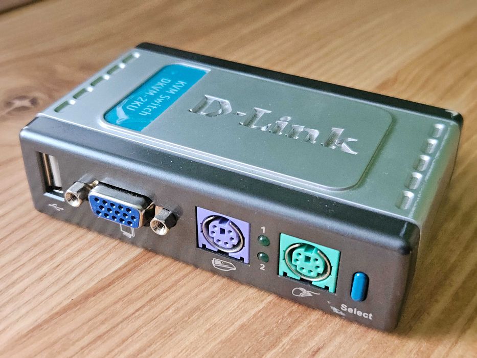 D-Link DKVM-2KU USB/PS/2 + VGA (2 komputery) 1,8m przełącznik
