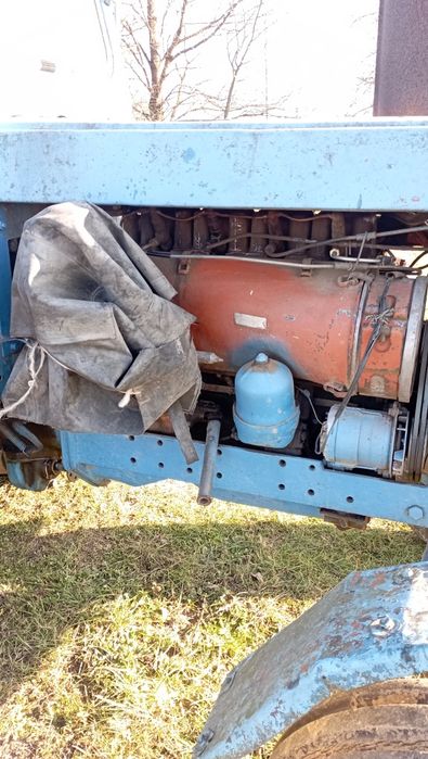 Трактор ЛТЗ Т-40