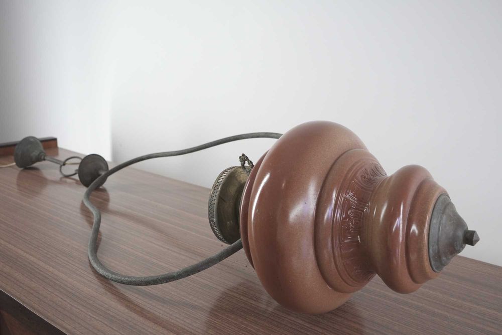 Candeeiro de teto antigo a Petróleo (Adaptado a Electrico)