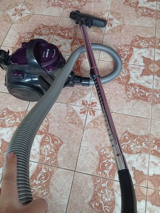 Пилосос Bosch в гарному стані