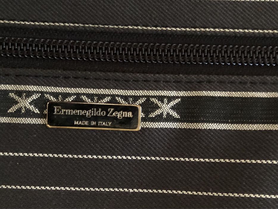 Mala viagem troley de pele marca Ermenegildo Zegna