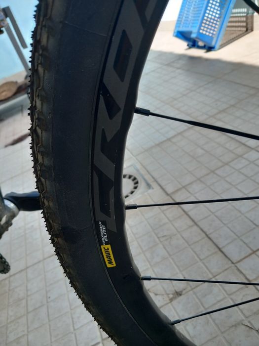 Specialized chisel